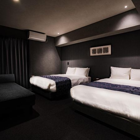 Randor Hotel Namba Osaka Suites Стая снимка